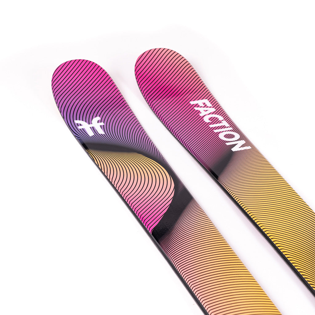Studio 1 25/26 - Skis