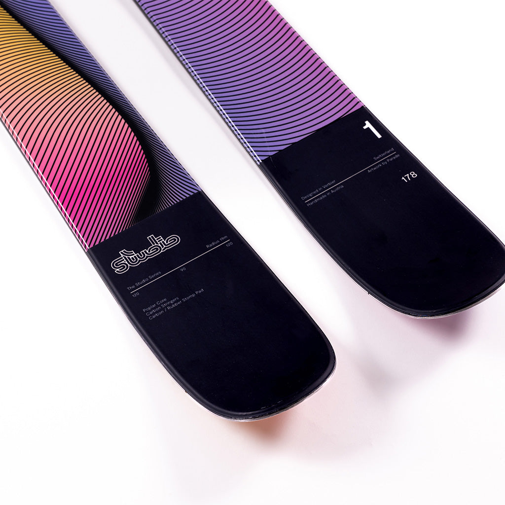 Studio 1 25/26 - Skis
