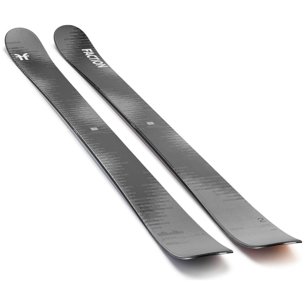Studio 2 26/27 - Skis