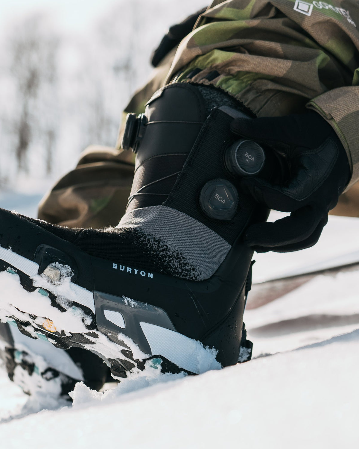 Burton Step On boot with three BOA dials