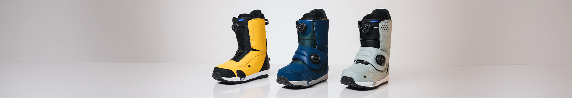 Snowboard boots