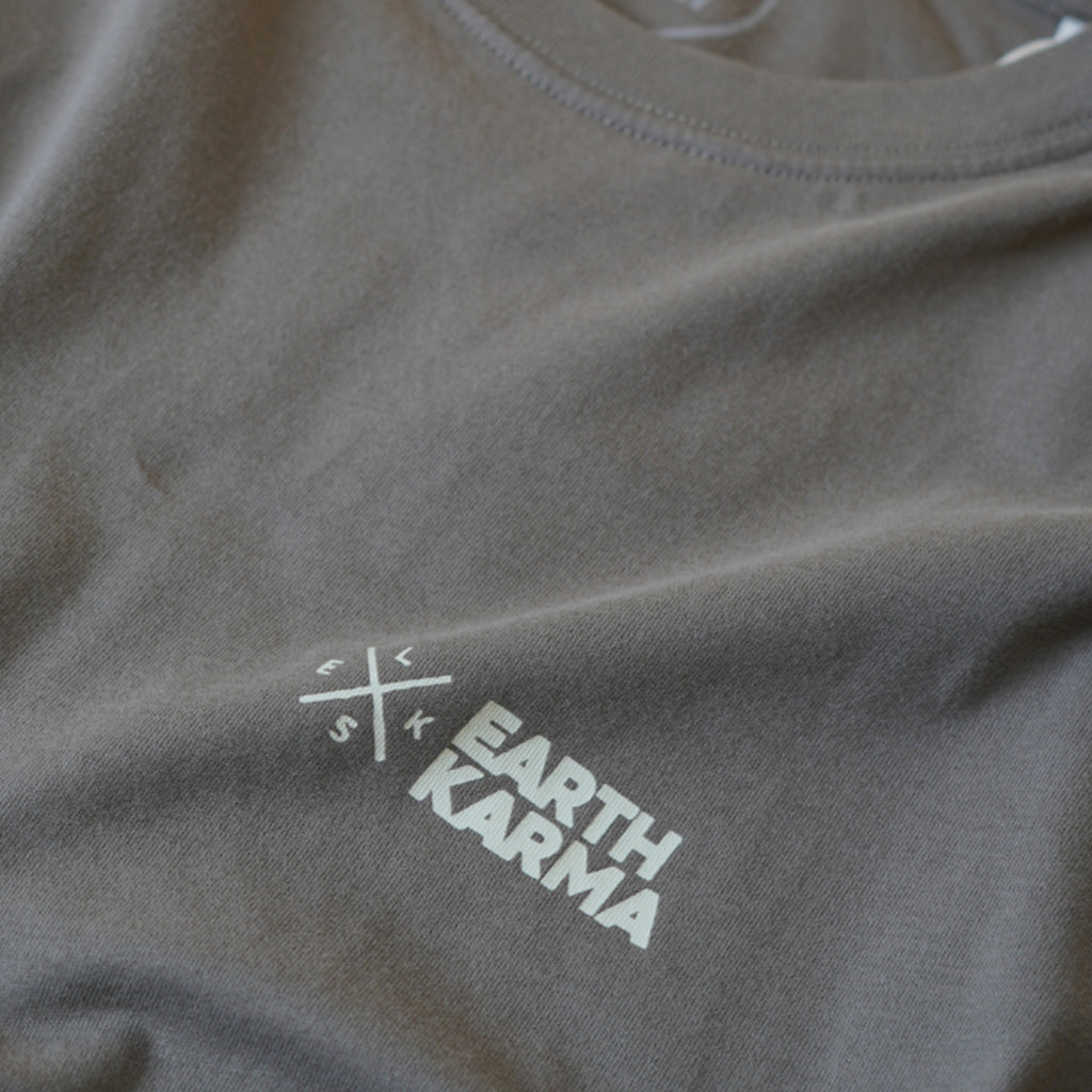 Earth Karma Brushed - T-Shirt