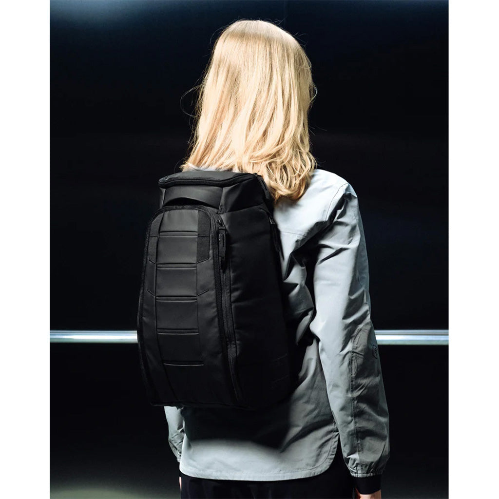 Hugger 20L - Backpack