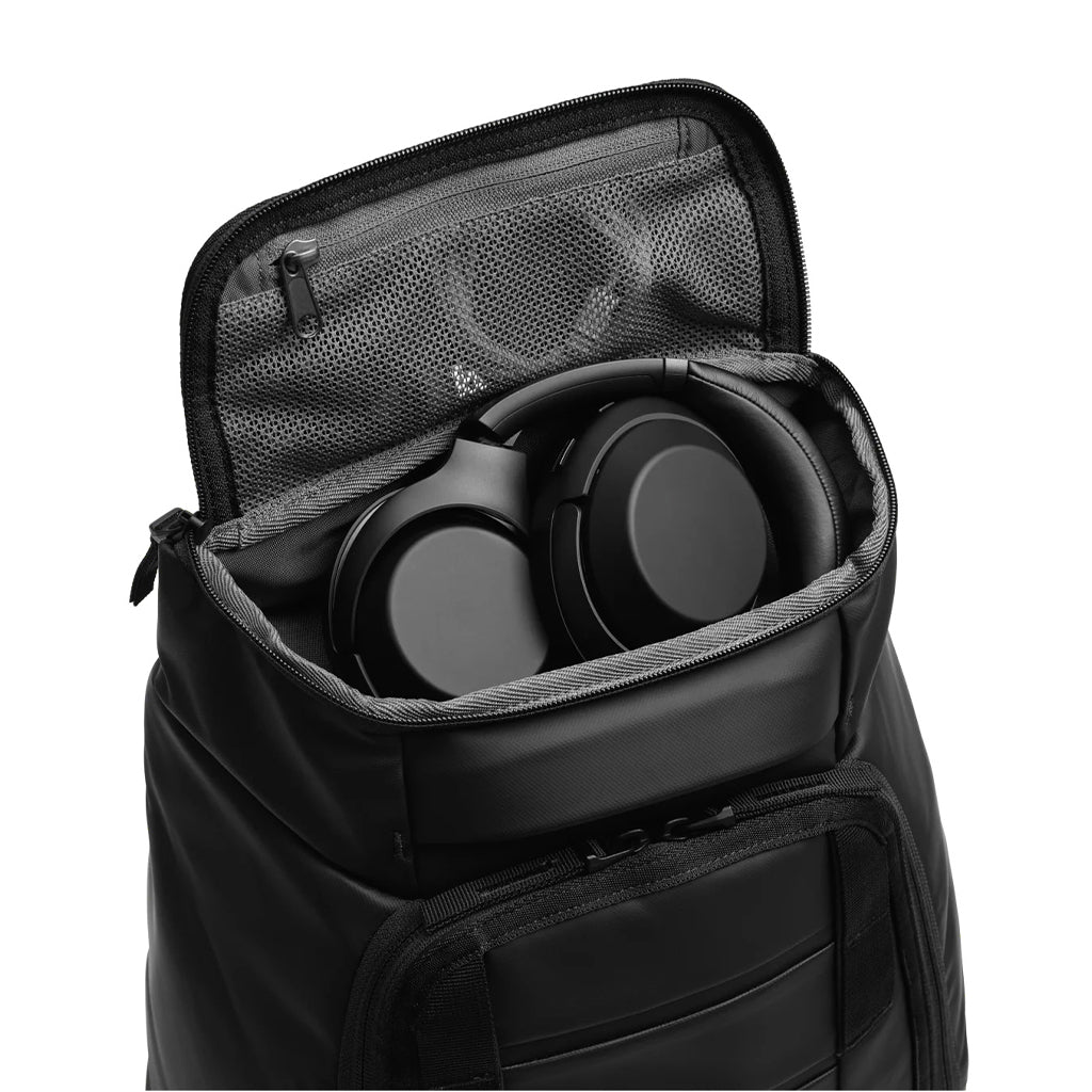 Hugger Backpack 20L - Backpack