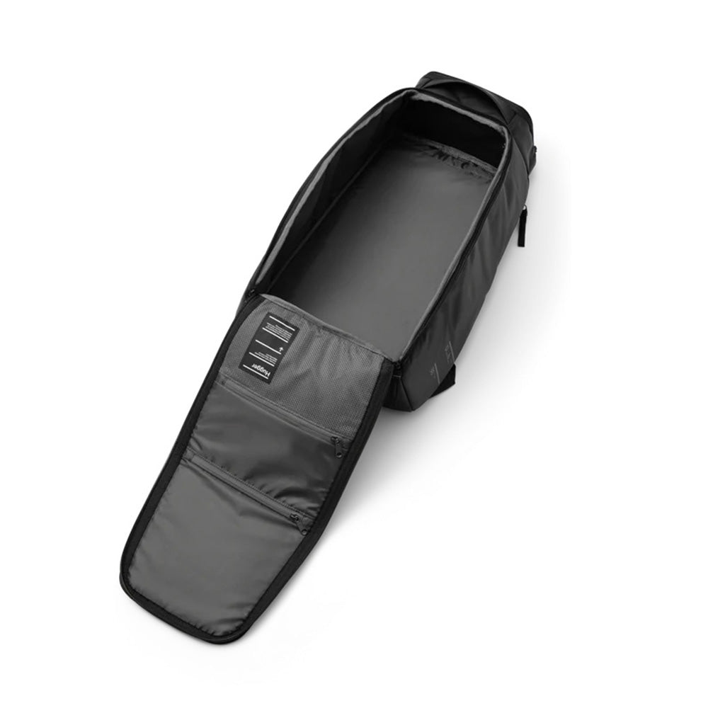 Hugger 30L - Backpack