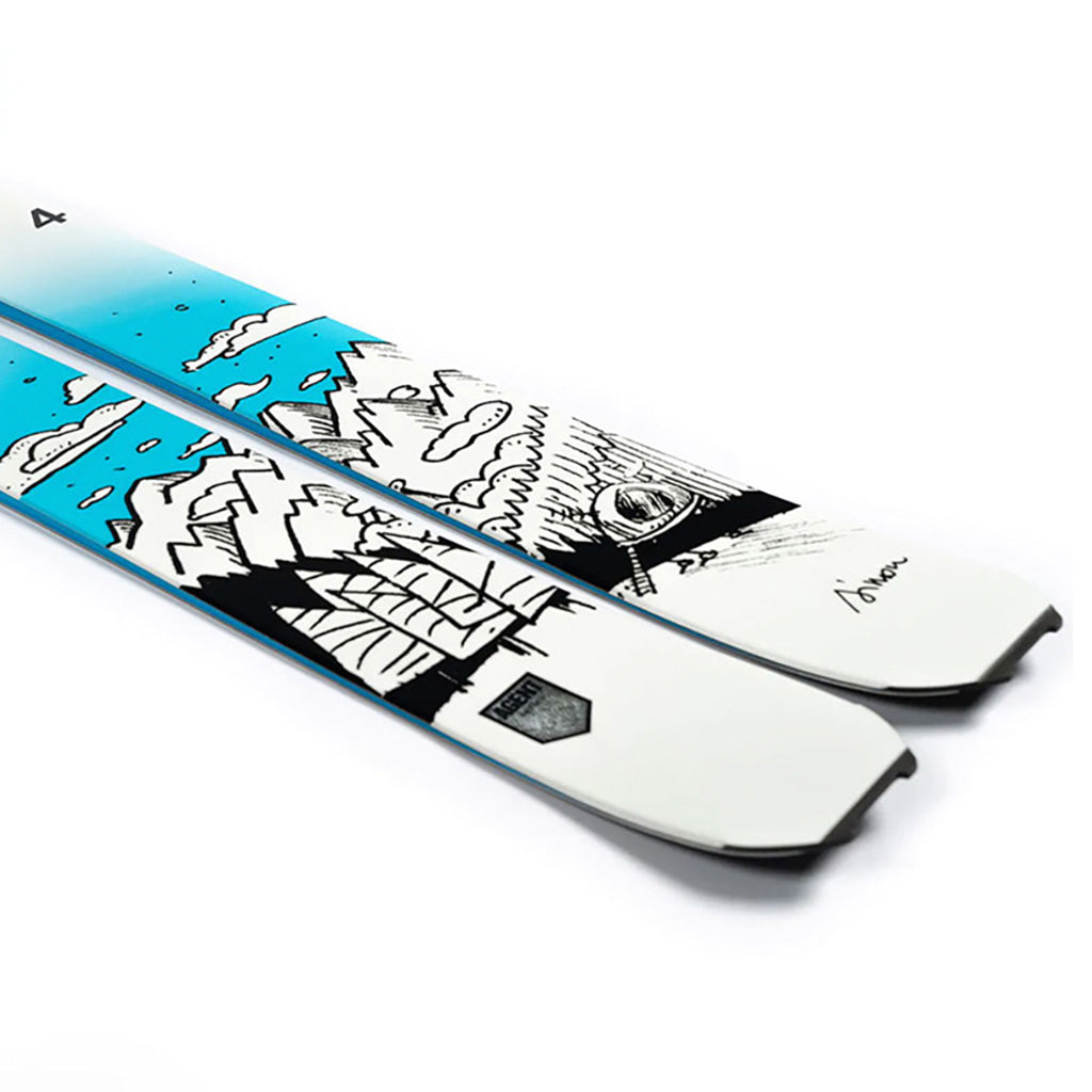 Agent 4 - Skis