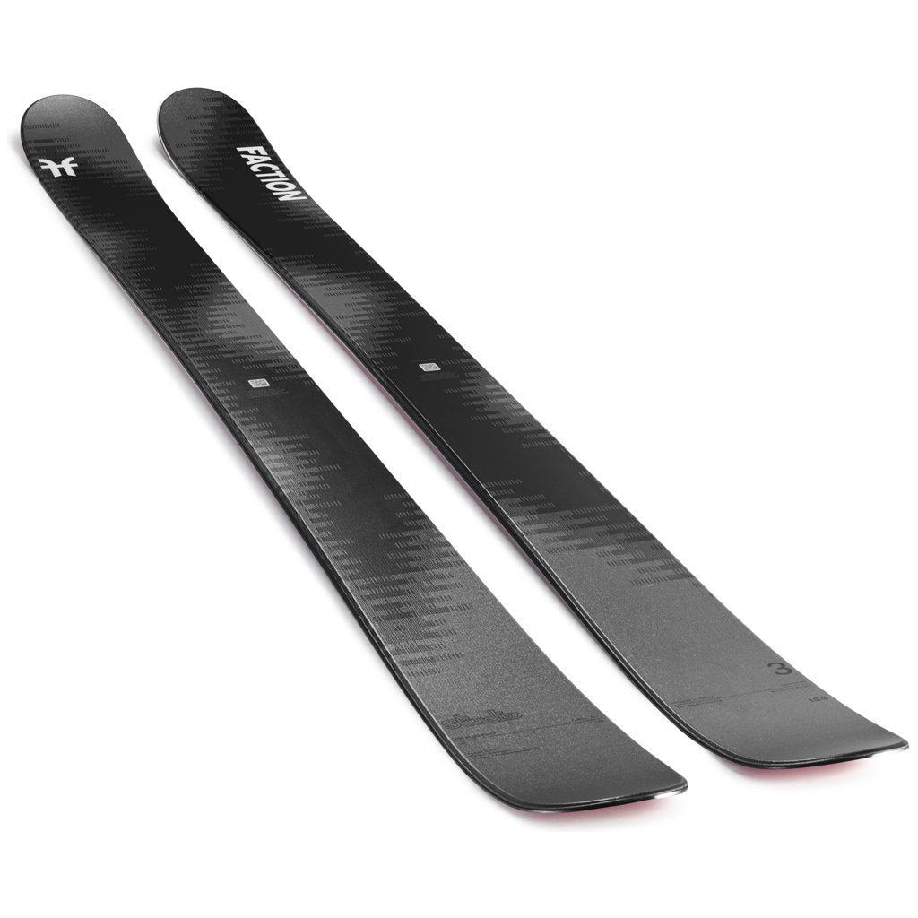 Studio 3 26/27 - Skis